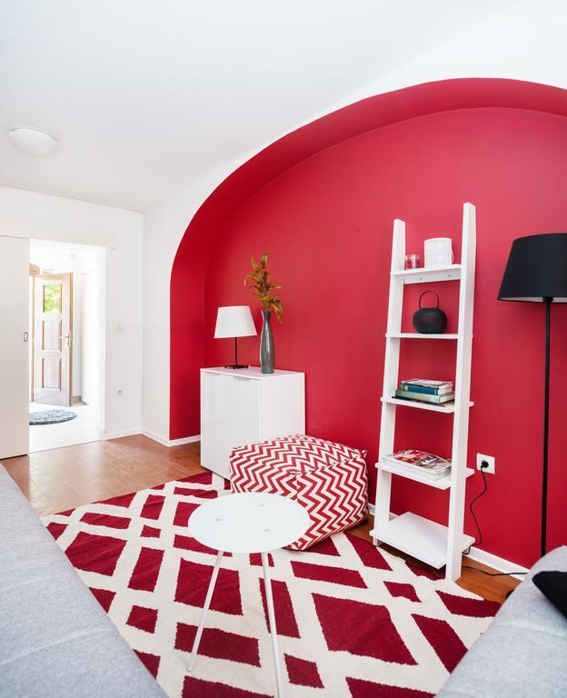 Apartments Vega Ljubljana Bilik gambar