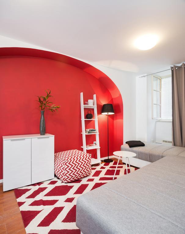 Apartments Vega Ljubljana Bilik gambar