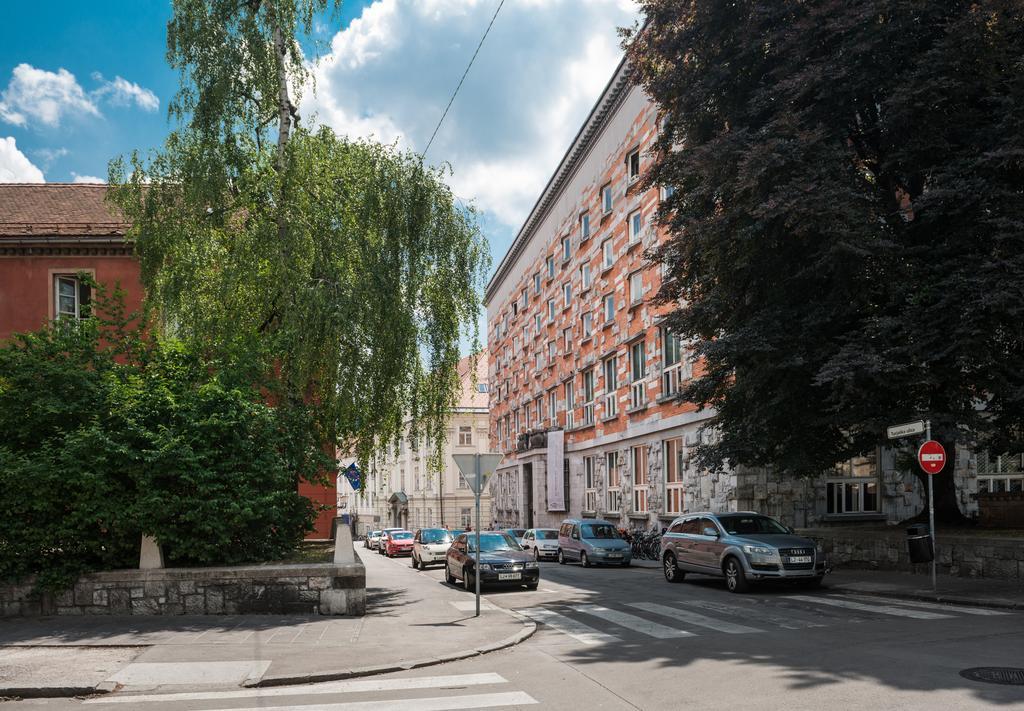 Apartments Vega Ljubljana Luaran gambar