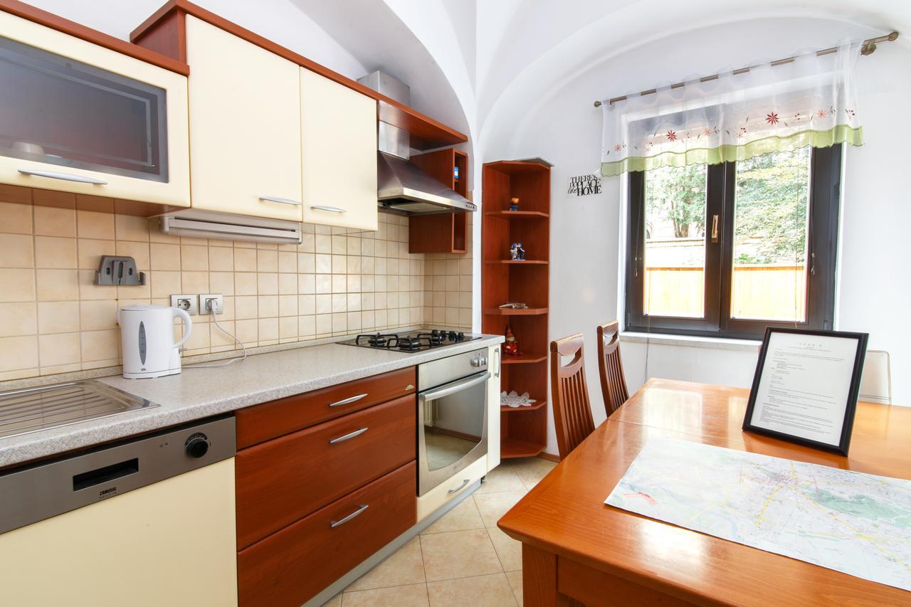 Apartments Vega Ljubljana Bilik gambar